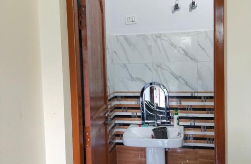 Dugalbitta House | Himadri Homestay Sari Devriyatal