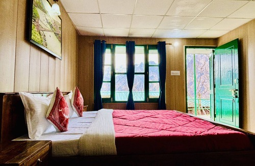 Auli Hotel | Himalayan High, Auli, By Himalayan Eco Lodges