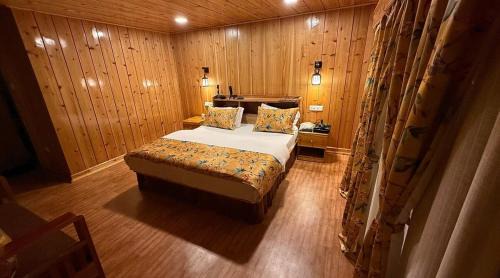 Geyzing Ski Chalet | HimalayaNest - All Inclusive Eco and Local Food