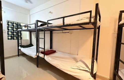 Arambol House | Hippy Trail Guest House and Dorms