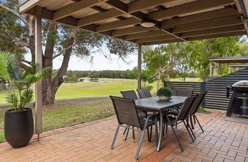 Salamander Bay House | Hitters Paradise Stay Play