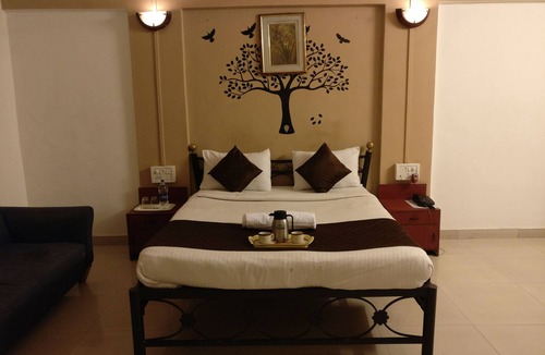 Katraj Hotel | HMR Royal Inn