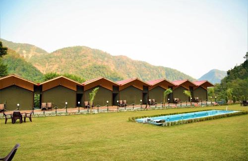 Dhunar Gaon Resort | HOA Resorts - Mountain View with Infinity Pool