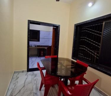 Redi Villa | Holiday Homestay