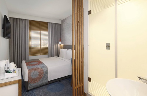Yeshwanthpur Hotel | Holiday Inn Express Bengaluru Yeshwantpur by IHG