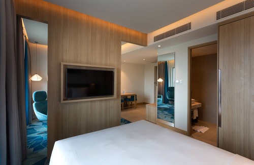Hoskote Hotel | Holiday Inn Express & Suites Bengaluru Old Madras Road by IHG