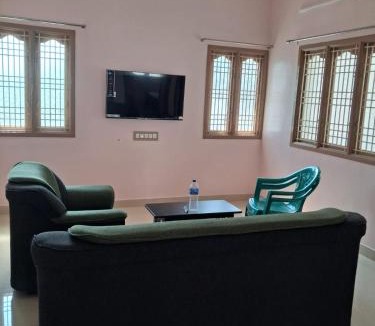 Brahmadesam House | Home Stay in Ambasamudram Premika Bhavan