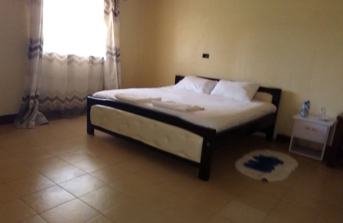 Viwanda Hotel | Homebase Gardens Room 2