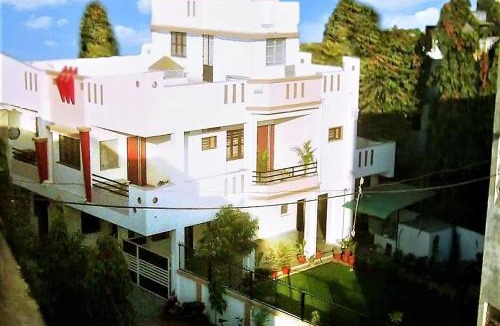 Maninagar Apartment | Homeland Stay