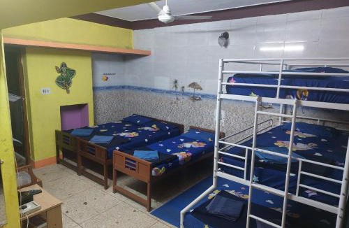 Stuart Hill House | Honey Palace Homestay
