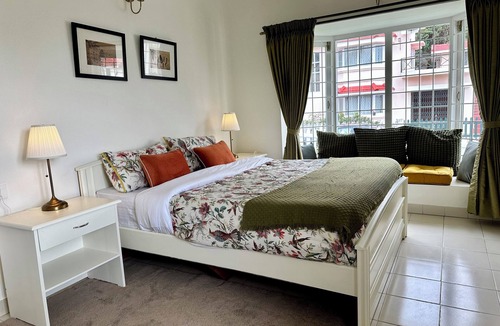 Thalayathimund Bed & Breakfast | Hoopoe House