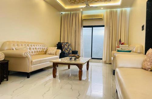 Viman Nagar Hostel | HOSTEL LIVHUB- Perfect stay for working professionals in Viman Nagar