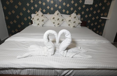 Gulab Sagar Hotel | Hostel Vostel
