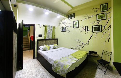 Kolkata House | HOTEL 86B