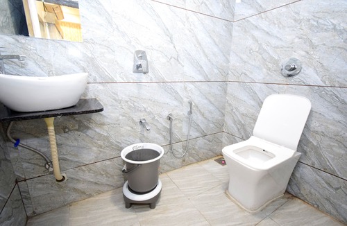 Vastrapur Hotel | Hotel A1 Vastrapur