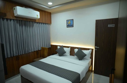 Palanpur Hotel | Hotel Aagman