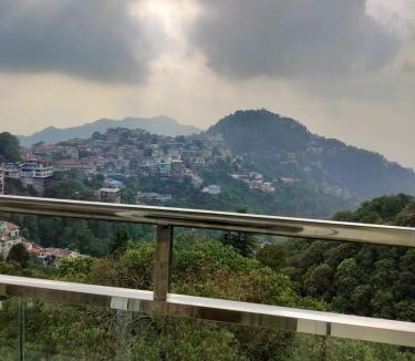Landour Hotel | Hotel Aaria