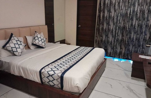 Abu Road Hotel | HOTEL ABU INN