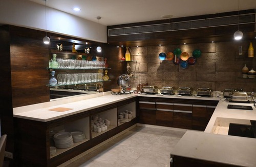 Sayajiganj Hotel | Hotel Ace Grand