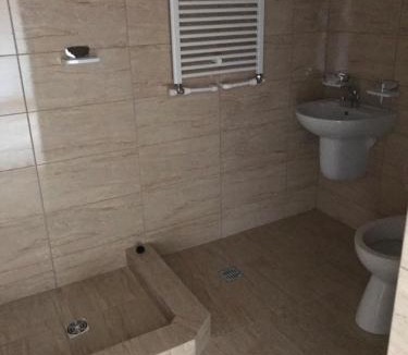 Adjud Hotel | Hotel Adial