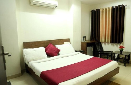 Maharana Pratap Nagar Hotel | Hotel Aditya Palace