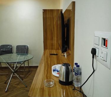 Padrauna Hotel | Hotel aditya palace