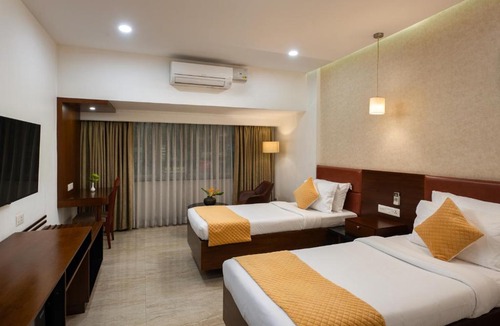 Onamthuruth Hotel | Hotel Aida