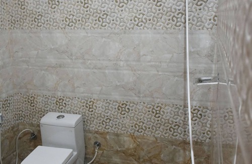Stuart Hill Hotel | Hotel Airavata