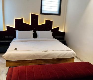 Periamet Hotel | Hotel AK International - Chennai