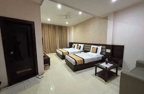 Bastar Hotel | Hotel Akanksha