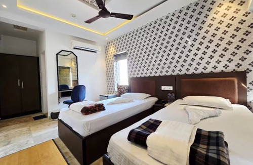 Ballygunge Hotel | Hotel Akashdeep