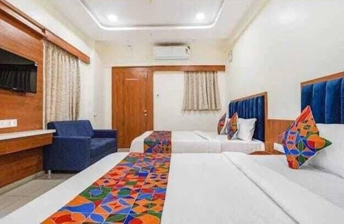 Vadodara Hotel | Hotel Akshar Palace