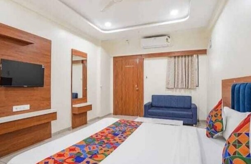 Vadodara Hotel | Hotel Akshar Palace