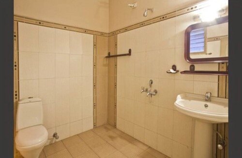 Railway New Colony Hotel | Hotel Akshaya