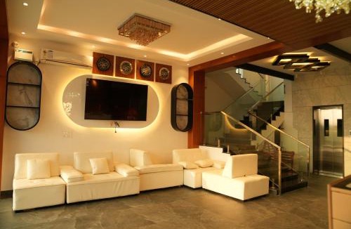 Sriperumbudur Hotel | Hotel Alak City