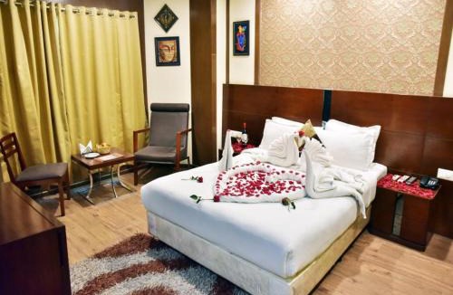 Kalyani Hotel | Hotel Ambassador Chocolate Inn