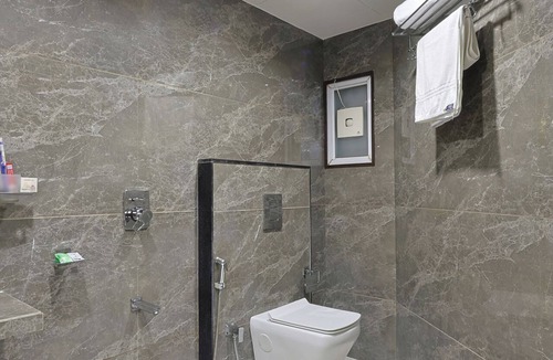 Sayajiganj Hotel | Hotel Ambassador