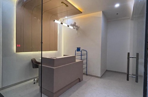 Kamthi Hotel | Hotel Amora