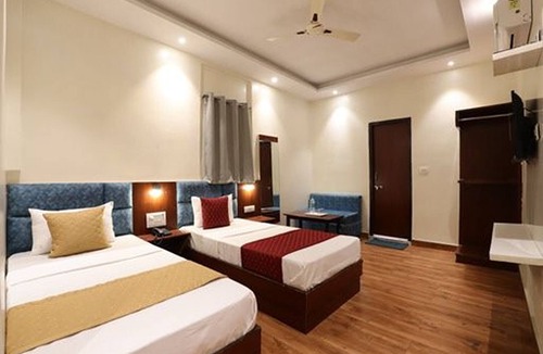 Old Delhi Hotel | Hotel Amrit Near Old Delhi Railway Station