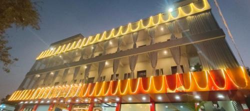 Devanahalli Hotel | Hotel Amulya Regency