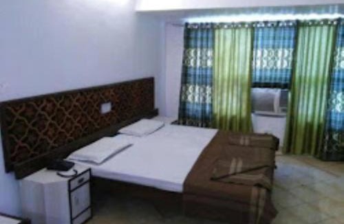 Maharana Pratap Nagar Hotel | Hotel Amulya Shree , Bhopal