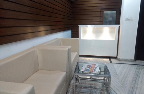 Bullawala Hotel | Hotel Anand Niwas