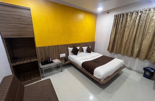 Mahabaleshwar Hotel | Hotel Anupam