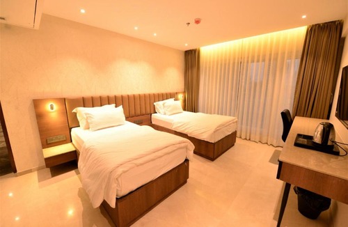 Girgaon Hotel | HOTEL ANUPAM RESIDENCY
