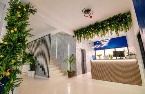 Eforie Nord Hotel | Hotel-Apartments Roxy&Maryo