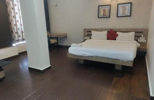 Adarsh Nagar Hotel | Hotel Apex Intercontinental