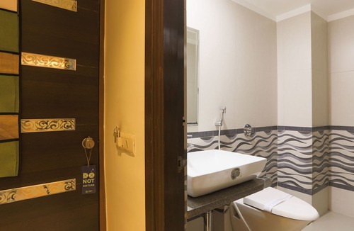 GIDC Hotel | Hotel Apple Inn