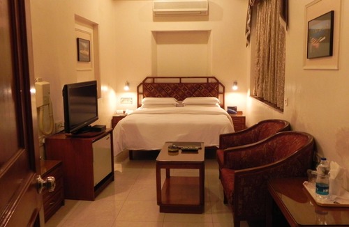 Jamnagar Hotel | Hotel Aram