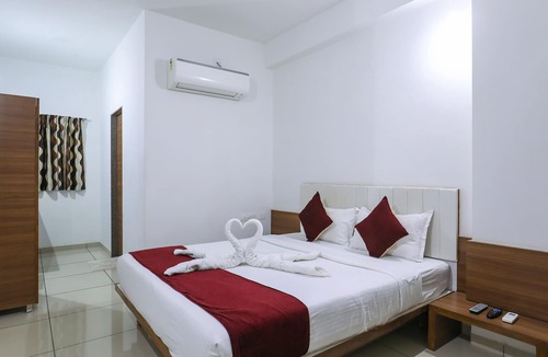 Ahmedabad Hotel | Hotel Ashray Inn Express