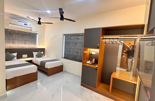 Gachibowli Hotel | Hotel Aurora Bliss